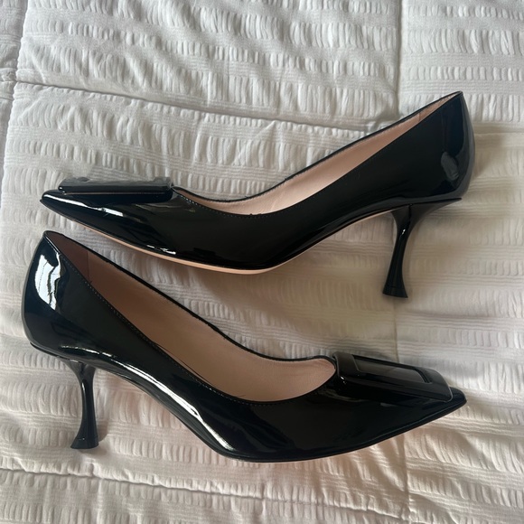Roger Vivier 65MM Patent Leather Pumps - Picture 2 of 6